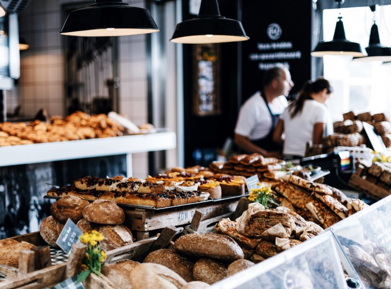 boulangerie-LE LUC-min_bakery_bread_food_market_pastries_shop_store-1169705